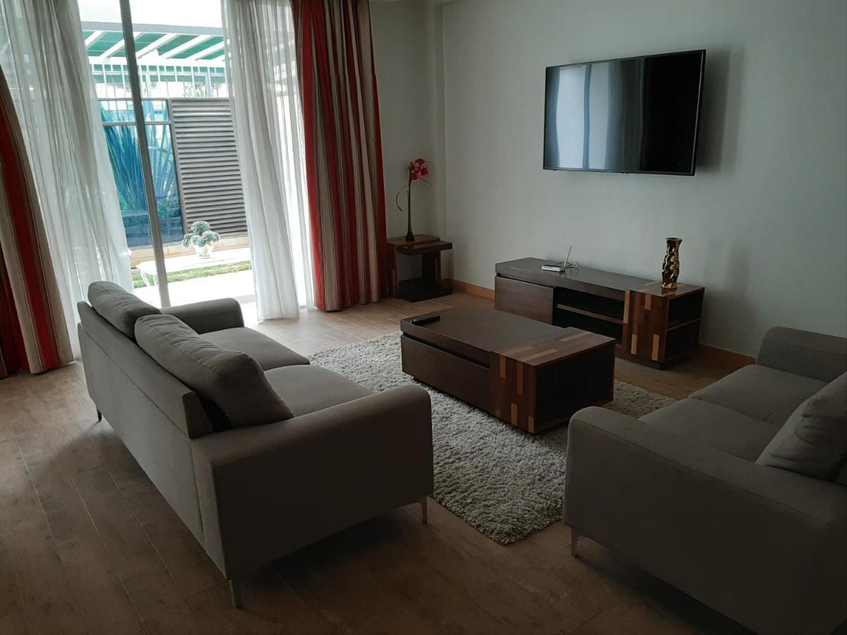 D2W Residency Suites Syokimau Extérieur photo