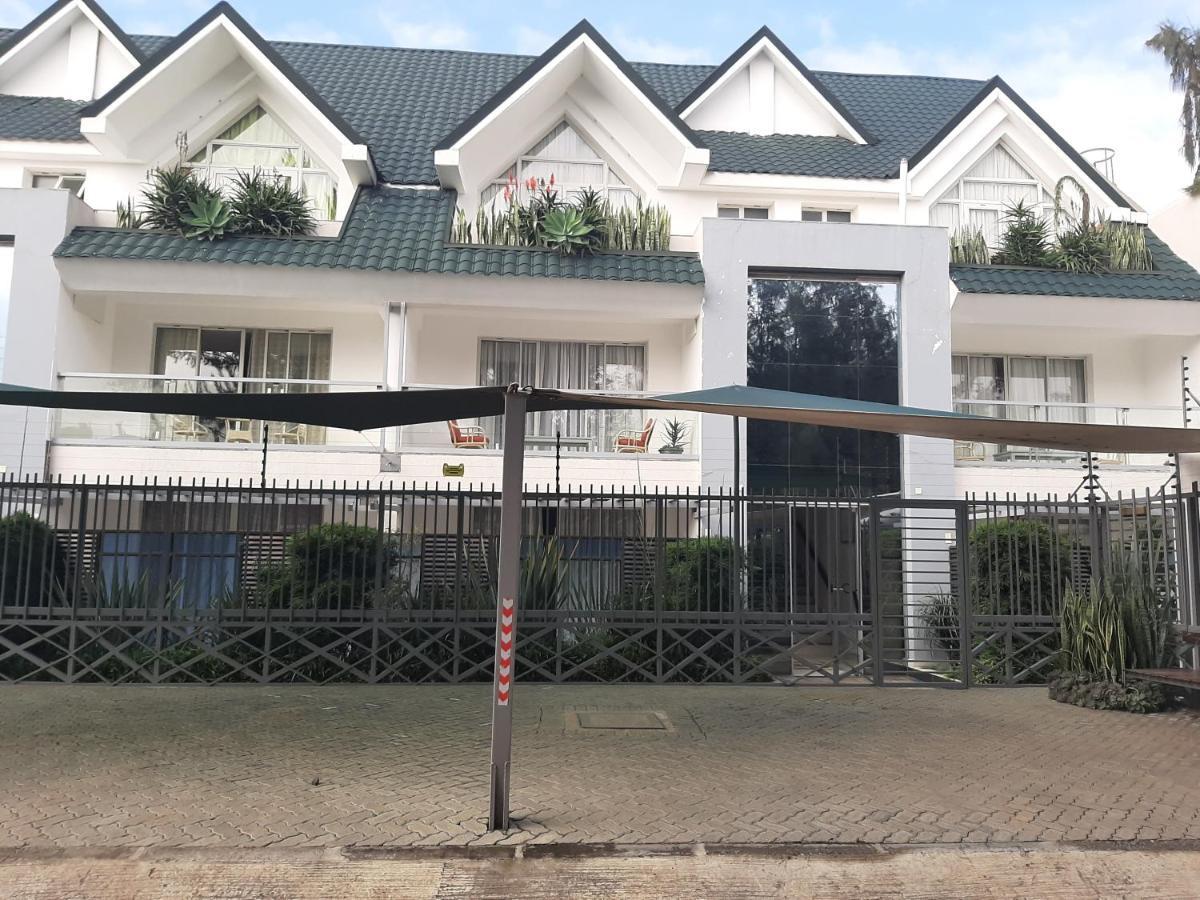 D2W Residency Suites Syokimau Extérieur photo